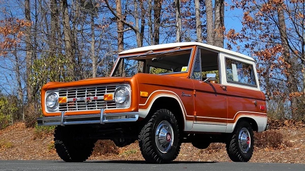 First generation Ford Bronco 1966