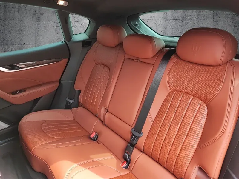 Maserati Levante Trofeo =NEW= Carbon Interior/Panorama Гаранция Image 8